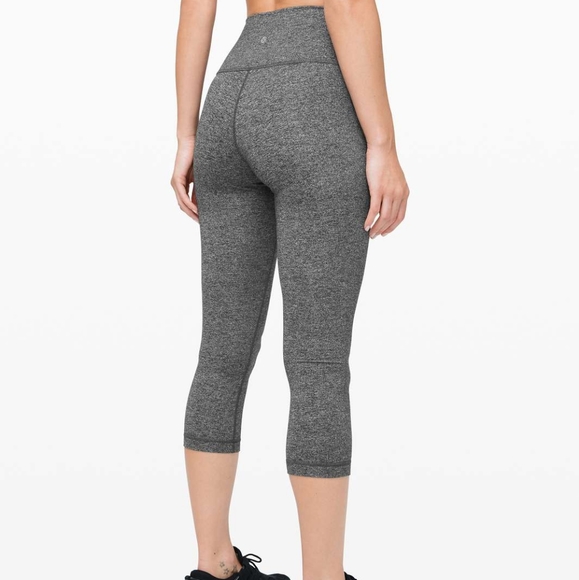 Lululemon Wunder Under Crop Hi Rise 21" - Picture 2 of 10
